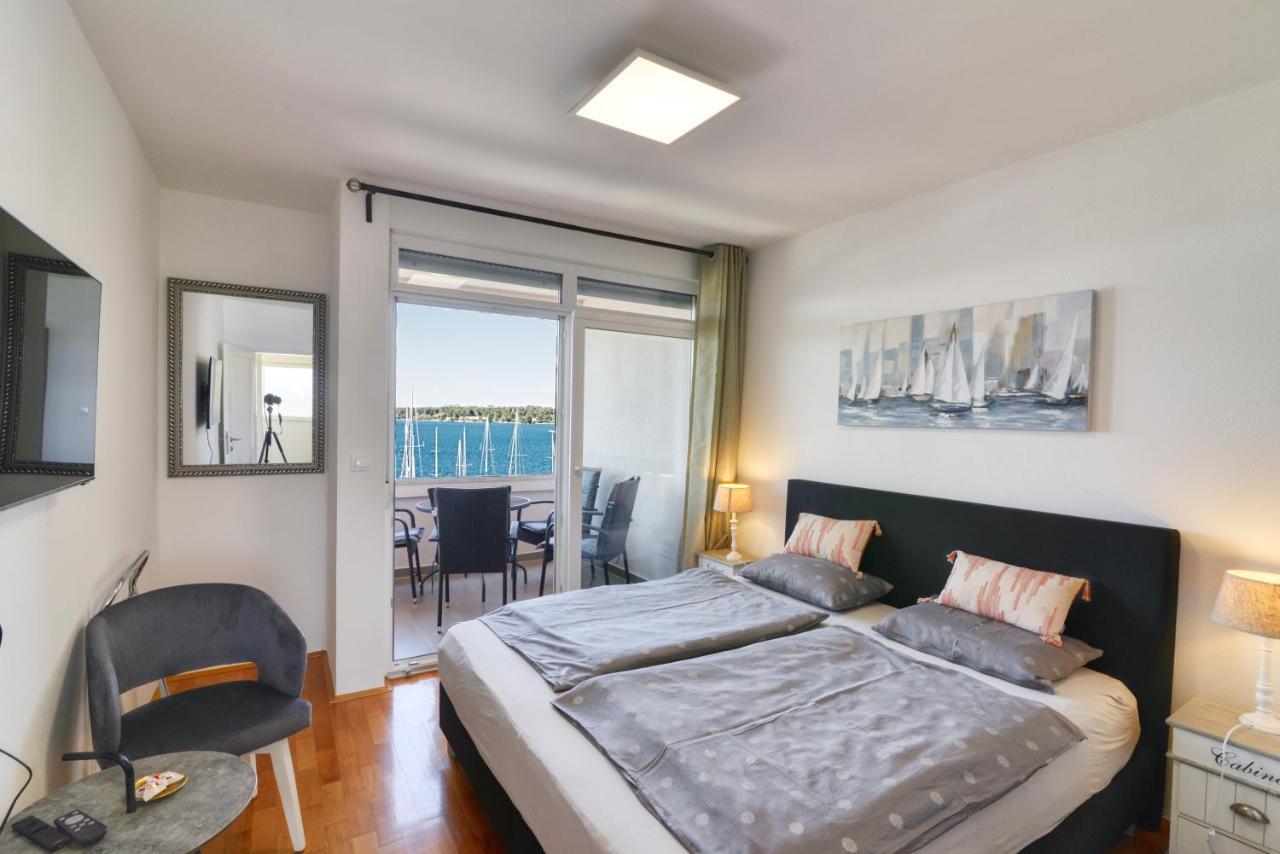 Studio Apartment Harbour PUY Eksteriør bilde