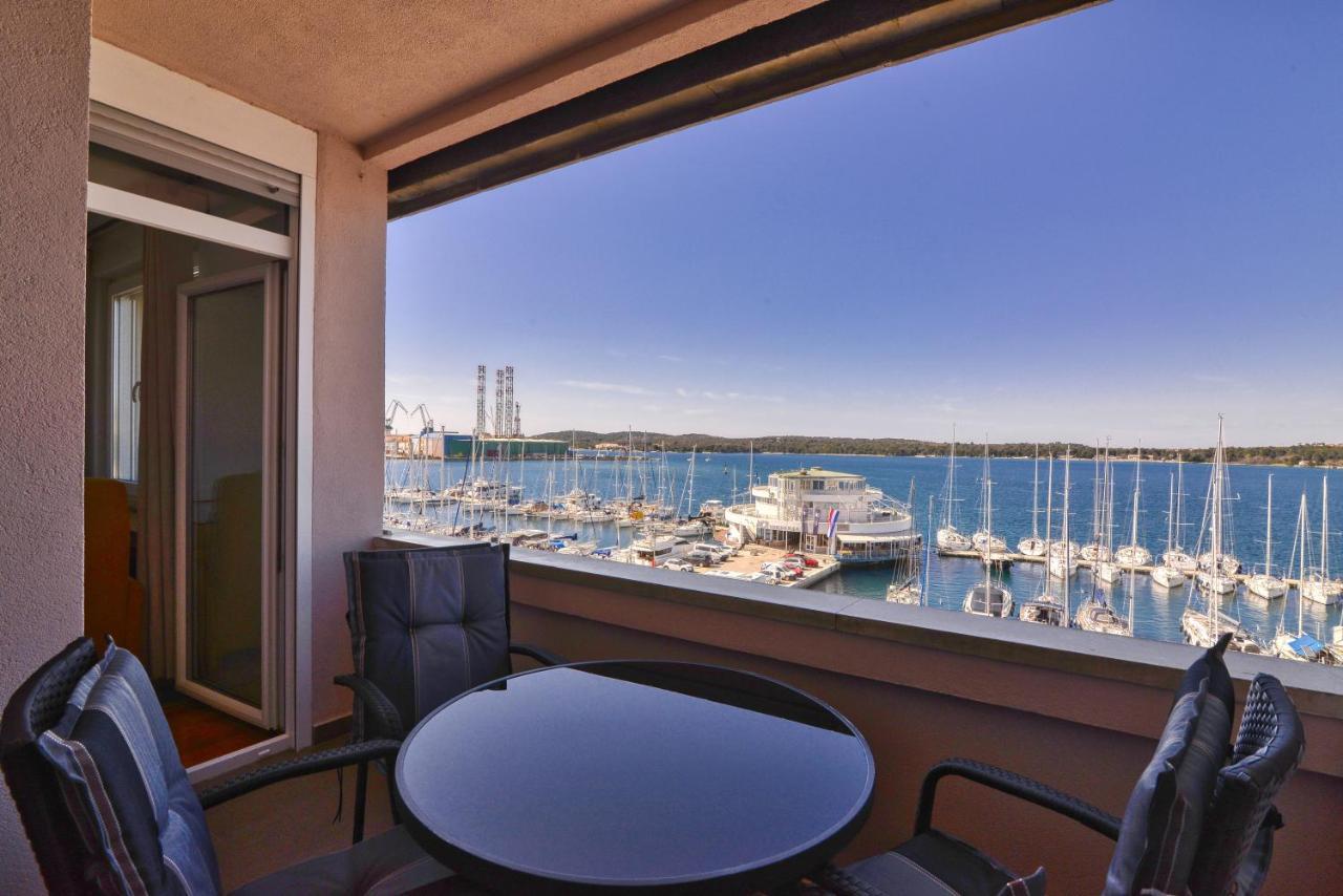 Studio Apartment Harbour PUY Eksteriør bilde